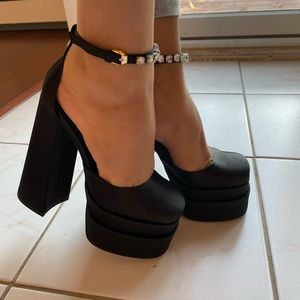 Beautiful black satin platform , Versace style